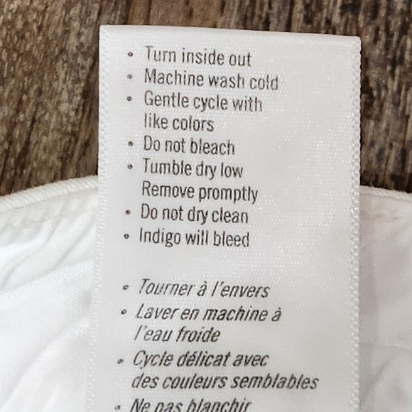 PAIGE ULTRA WHITE SKINNY/JEGGING JEANS WITH SLIT AT HEM SIZE 28 - Picture 5 of 10